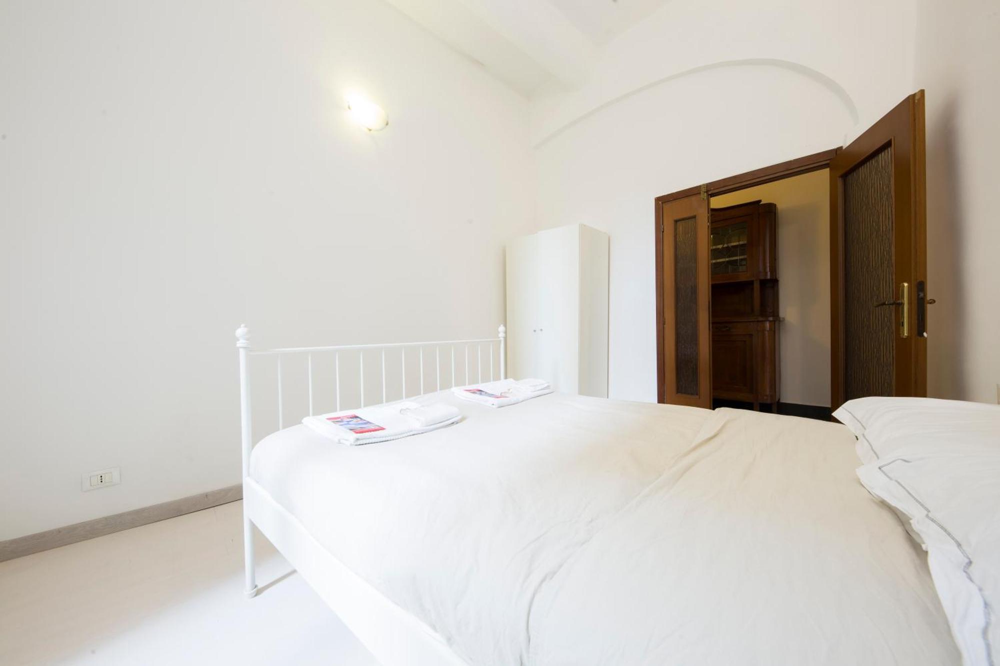 Garibaldi 3 Minutes, Free Wifi & Netflix By Tilo *